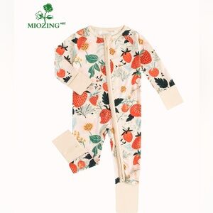 Strawberry bamboo romper sleeper 3-6 months